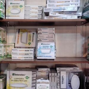 Cajas de lámparas y consumibles de iluminación en JM